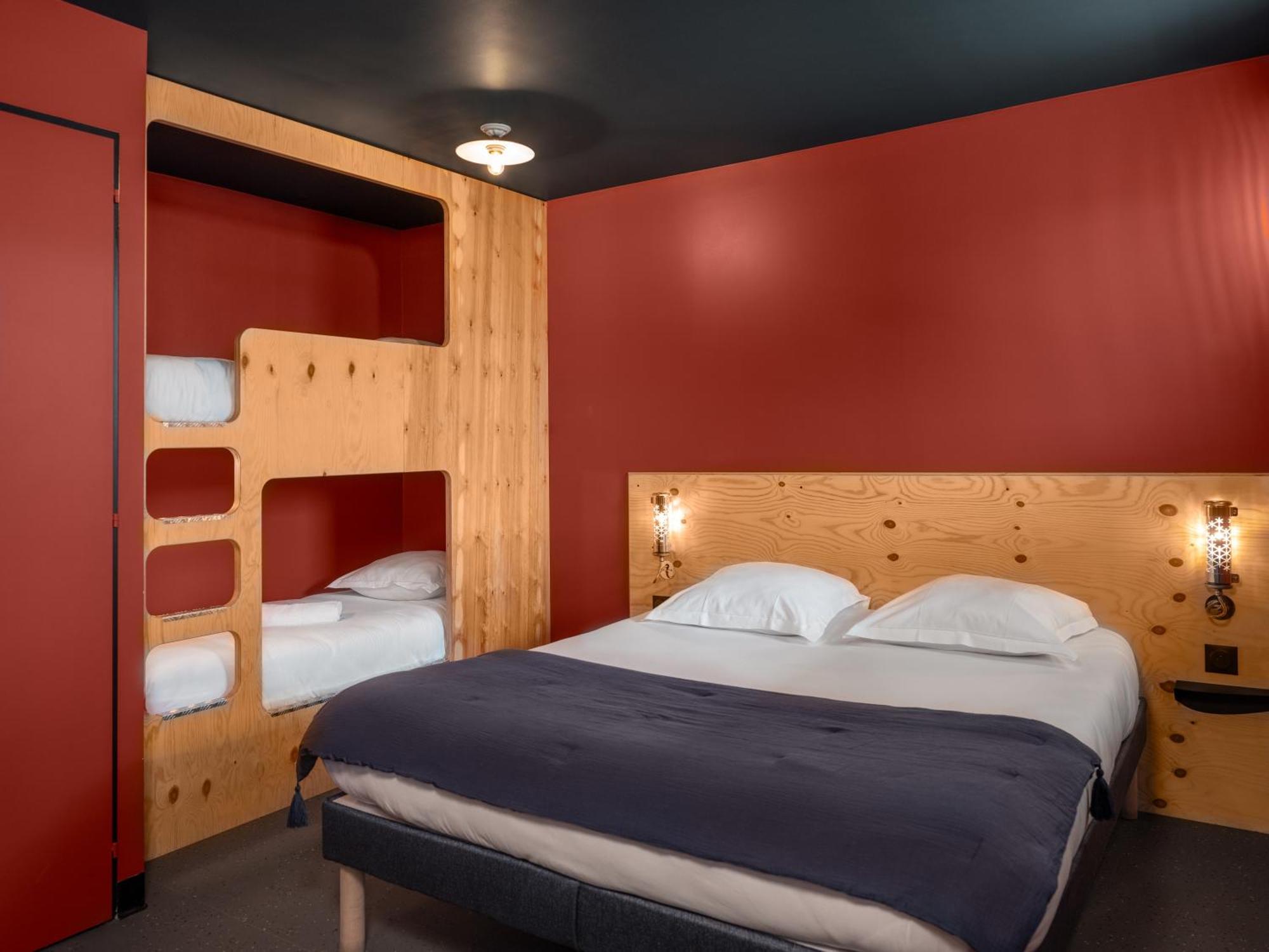 Eklo Paris Roissy Cdg Airport Hotell Exteriör bild