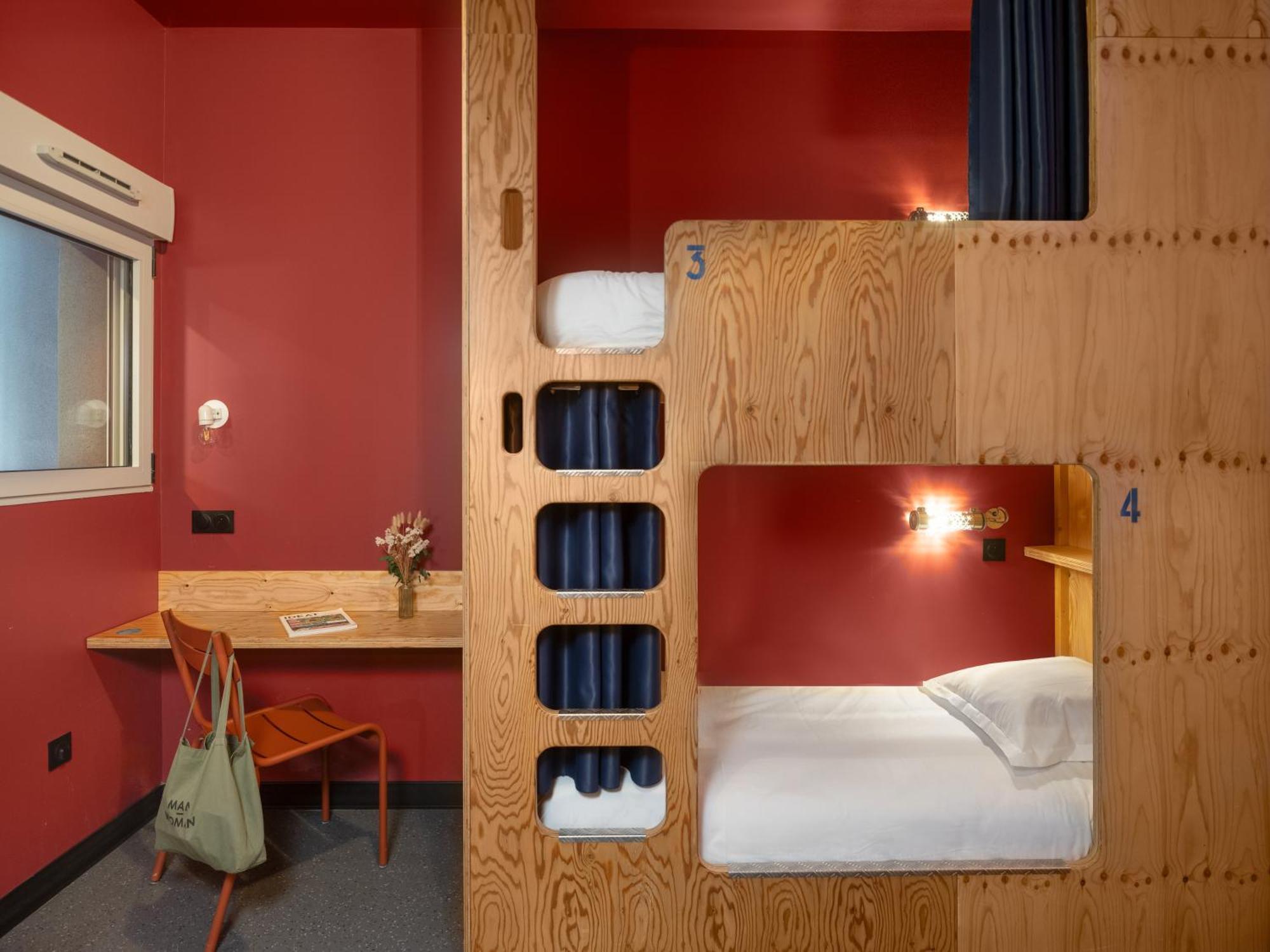 Eklo Paris Roissy Cdg Airport Hotell Exteriör bild