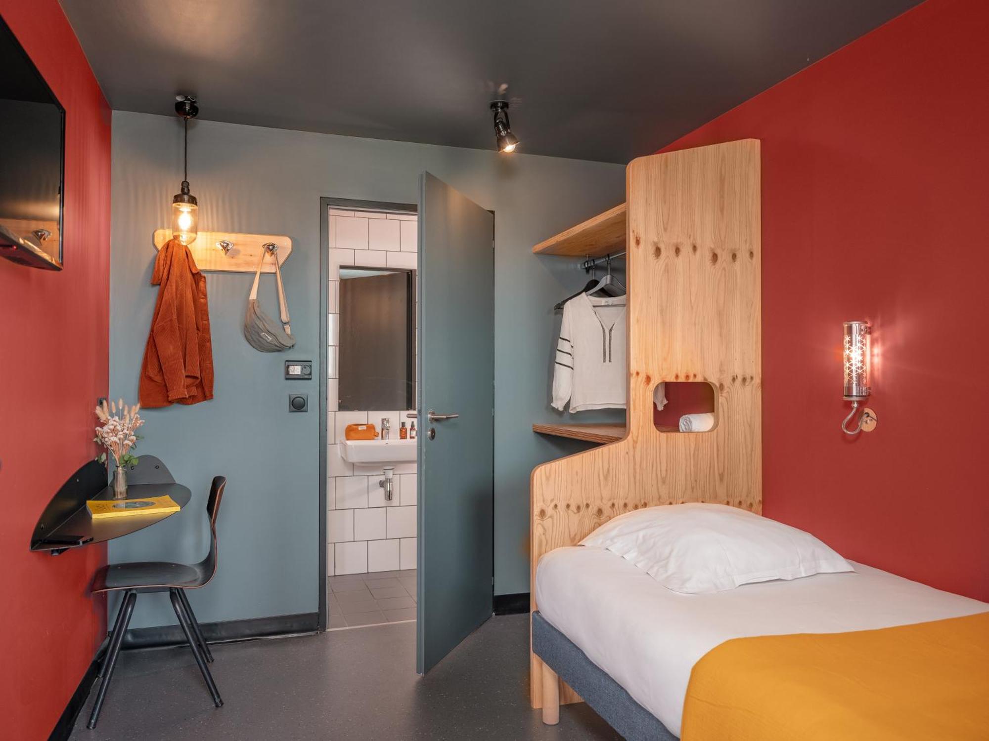 Eklo Paris Roissy Cdg Airport Hotell Exteriör bild